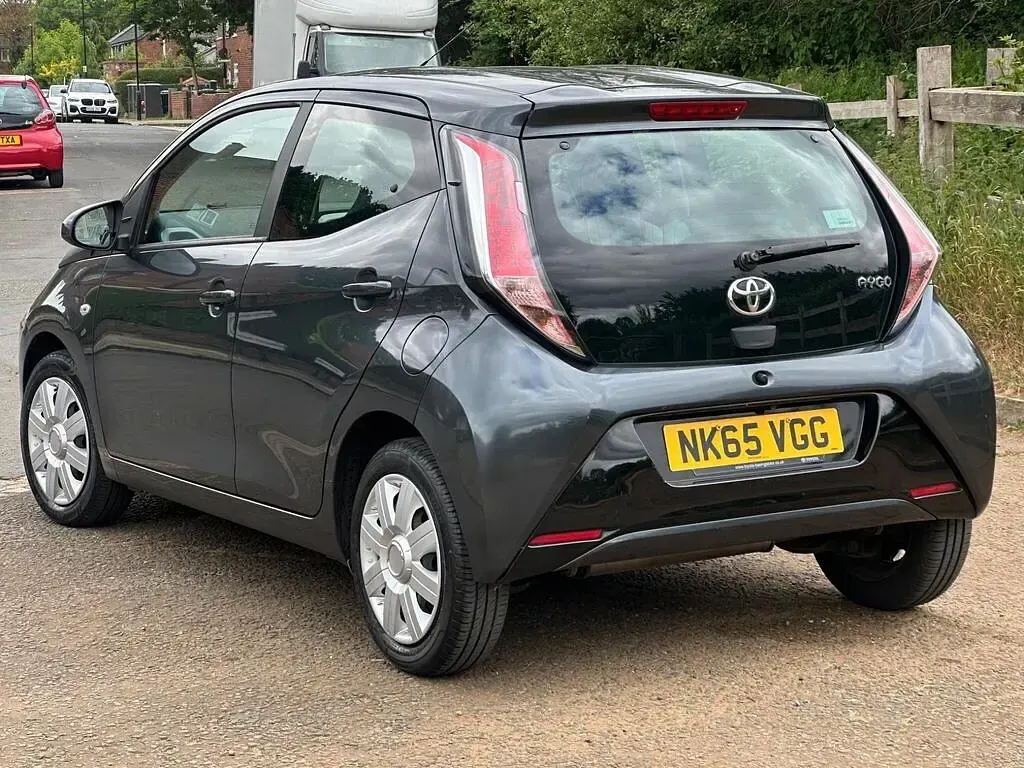 Used Toyota Aygo X-play 69 HP (50 kW) 2015 Grey Hatchback
