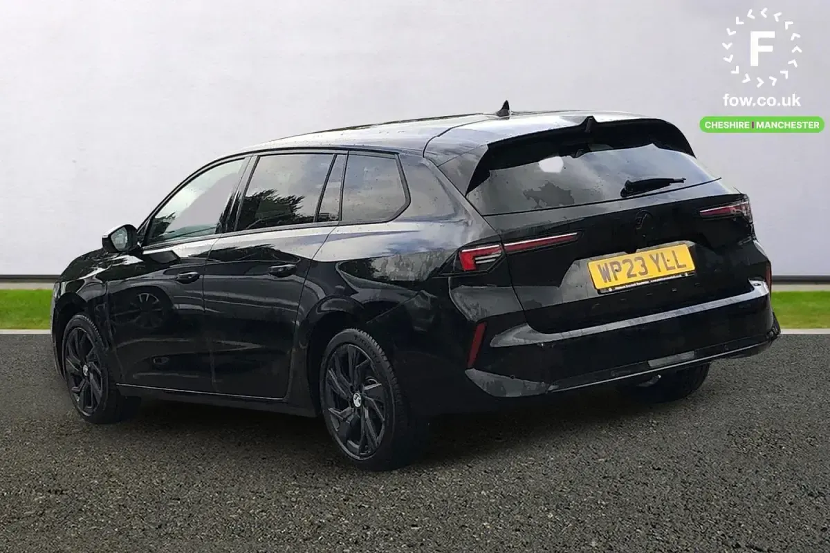 Used Vauxhall Astra GS Line 130 HP (95 kW) 2023 Black Estate