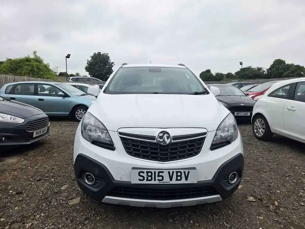 Used Vauxhall Mokka 2015 White SUV