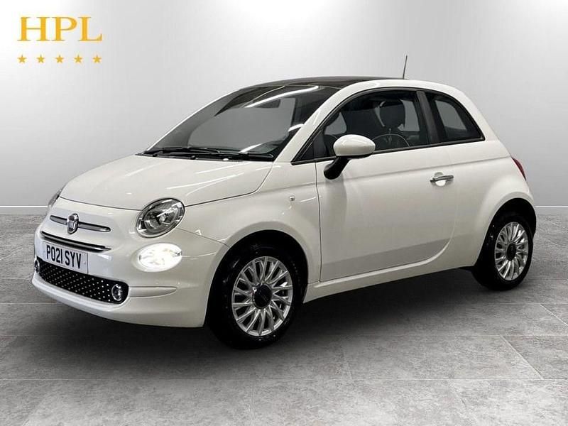 Used Fiat 500 Lounge 70 HP (51 kW) 2021 White Hatchback