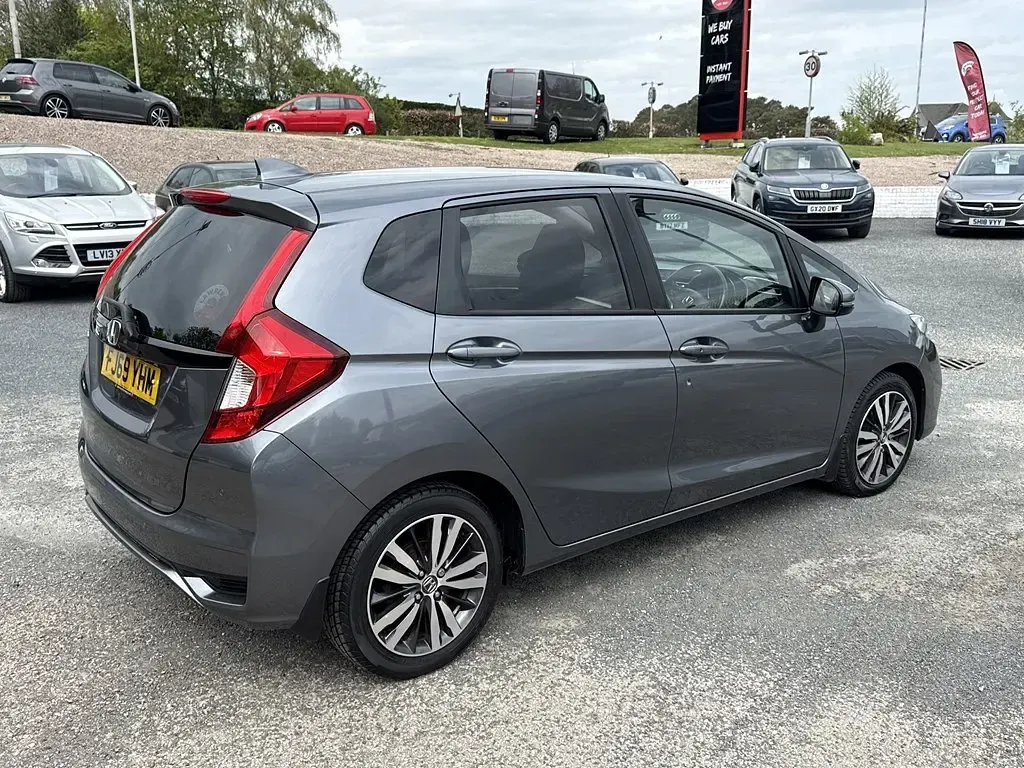 Used Honda Jazz EX 102 HP (75 kW) 2019 Grey Hatchback