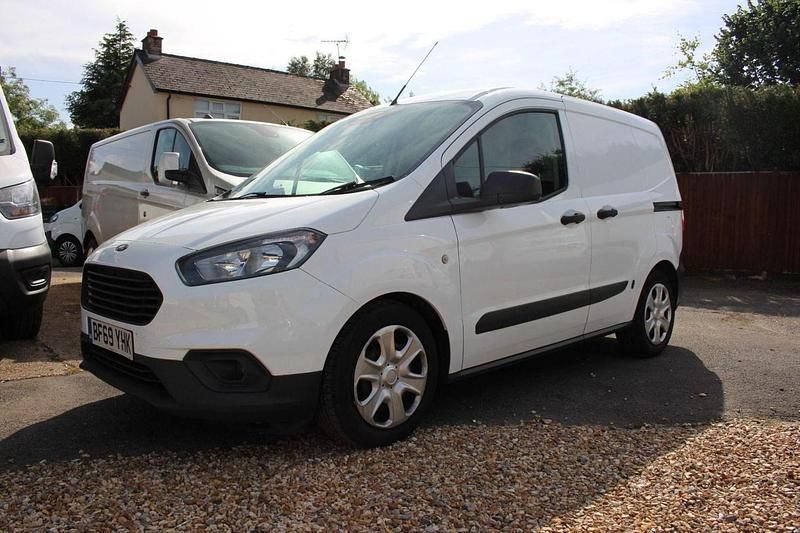 White Used 2019 Ford Transit Trend | £7,495 (Super price) - Image 1/1