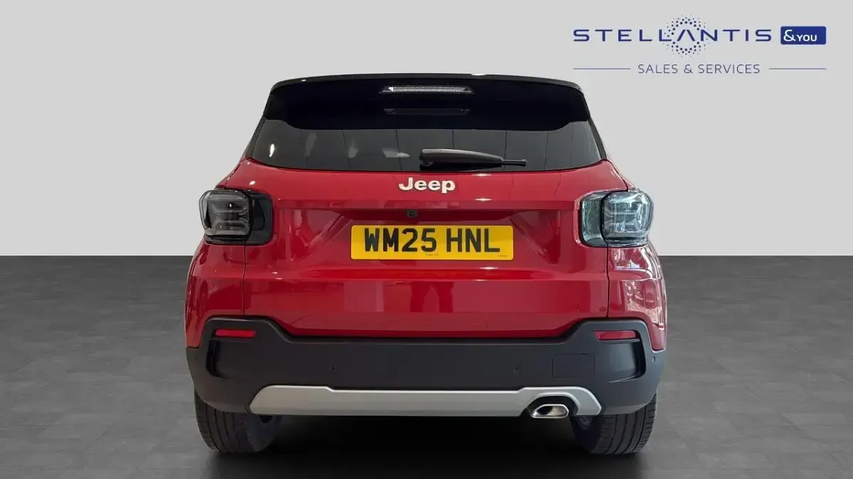 Used Jeep Avenger Summit 100 HP (73 kW) 2025 Red SUV