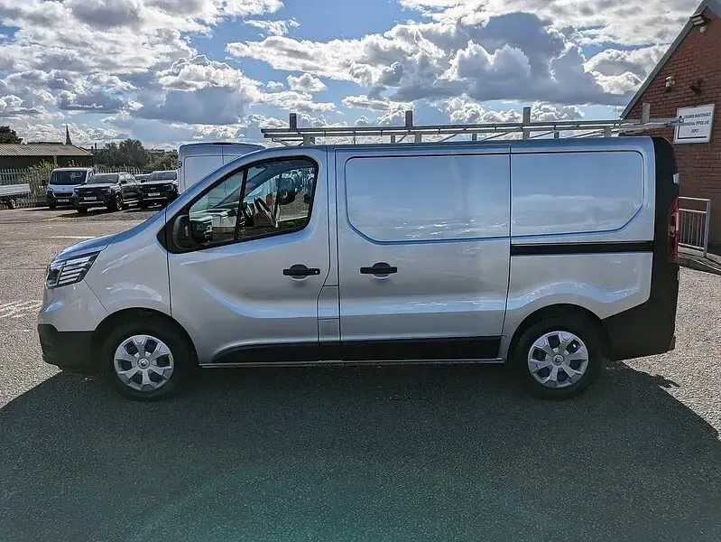 Used Renault Trafic Business 2022 Highland grey