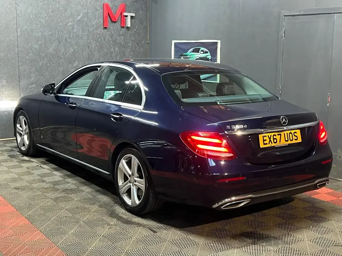Used Mercedes E350 SE 258 HP (189 kW) 2017 Blue Sedan