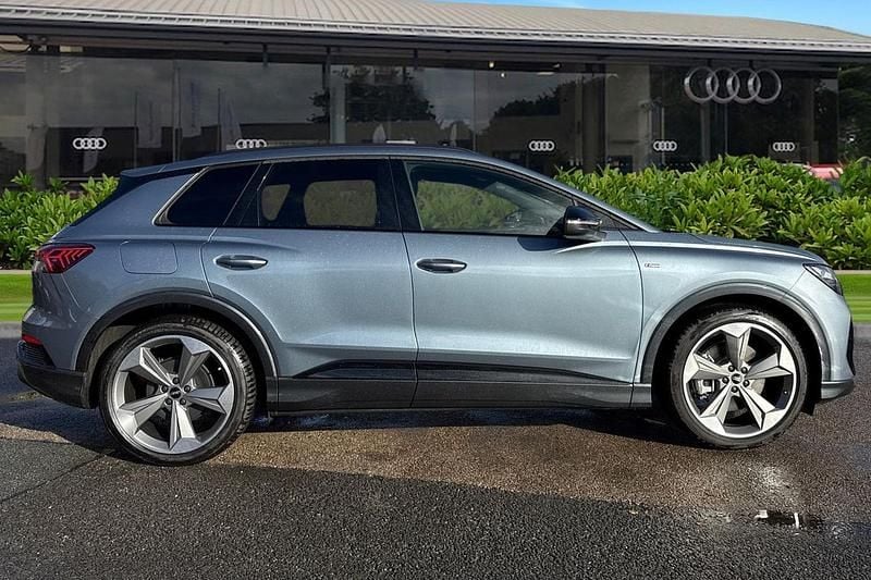 New Audi Q4 e-tron Black Edition 210 kW (286 HP) 2025 Blue SUV