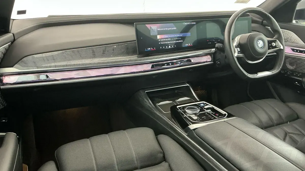 Used BMW i7 Comfort Edition 330 kW (449 HP) 2025 Black Sedan