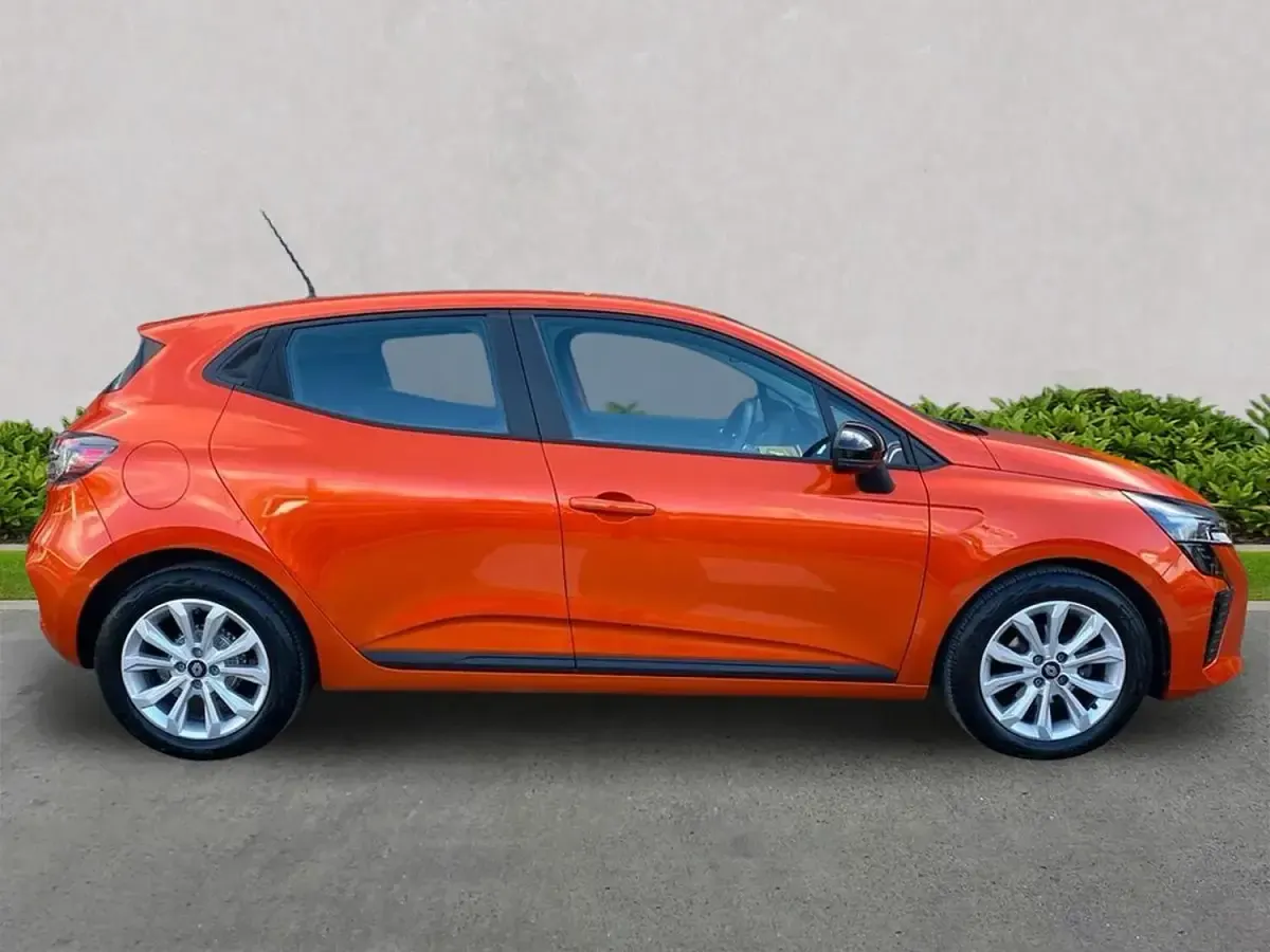Gebraucht Renault Clio V Evolution 90 PS (66 kW) 2024 Orange Kleinwagen