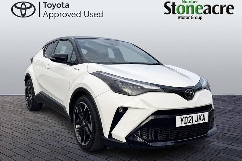 Used Toyota C-HR Sport 184 HP (135 kW) 2021 White/black SUV