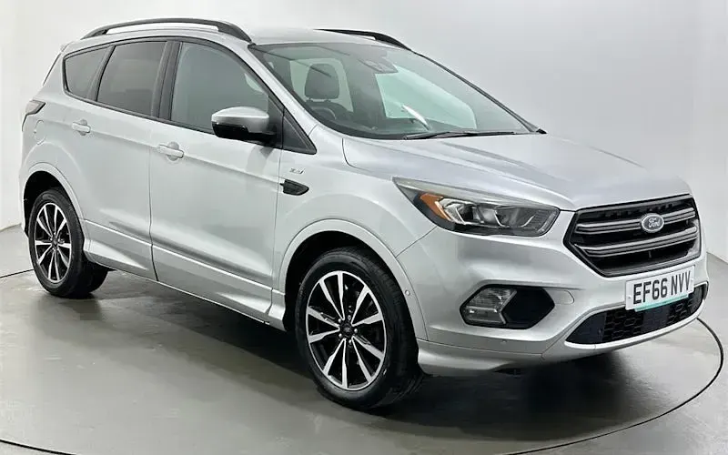 Usado Ford Kuga ST-Line 150 HP (110 kW) 2019 SUV