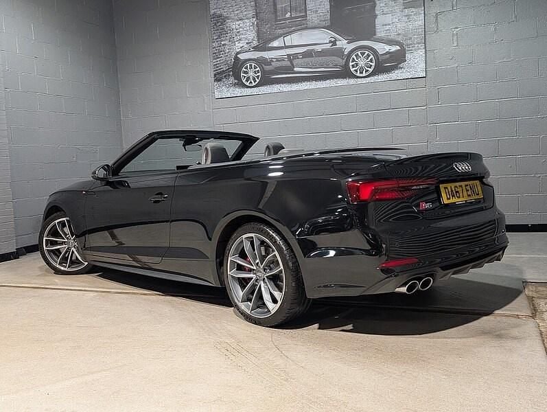 Used Audi S5 Cabriolet Business 354 HP (260 kW) 2017 Mythos black Cabriolet