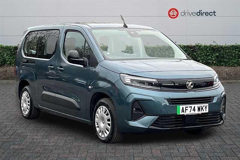 Blue Used 2024 Vauxhall Combo Design Edition MPV | £17,844 (Expensive) - Image 1/4