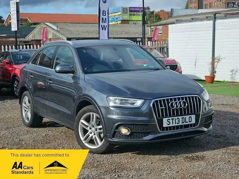 Begagnad Audi Q3 S-Line 177 HK (130 kW) 2013 Grå SUV