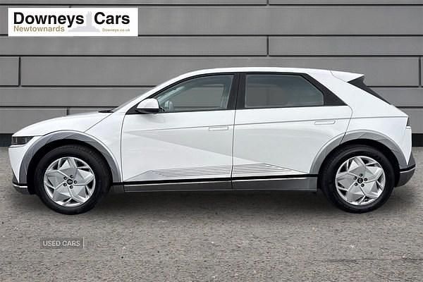 Used Hyundai Ioniq Premium 125 kW (170 HP) 2021 White Hatchback