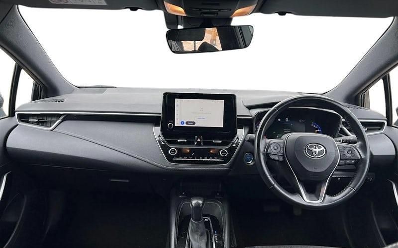 Used Toyota Corolla Design 122 HP (89 kW) 2022 Black Estate