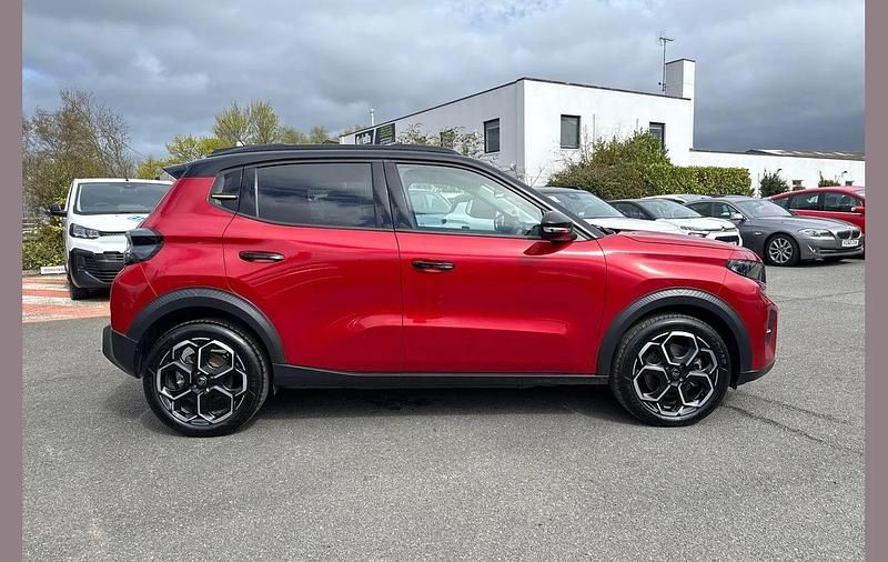 Used Citroën e-C3 83 kW (113 HP) 2025 Red Hatchback