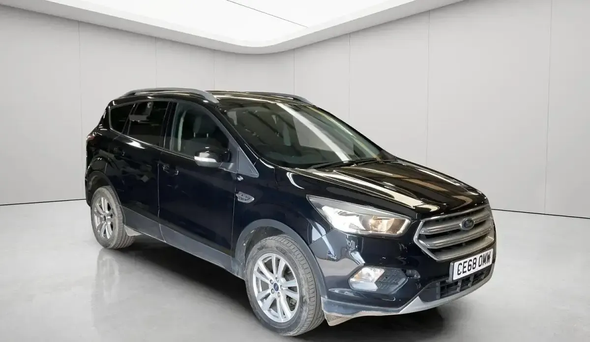 Used Ford Kuga Zetec 150 HP (110 kW) 2018 Black SUV