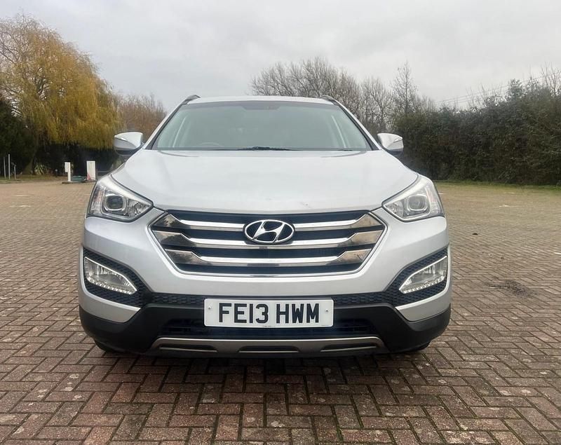 Used Hyundai Santa Fe Premium 194 HP (142 kW) 2013 Silver SUV