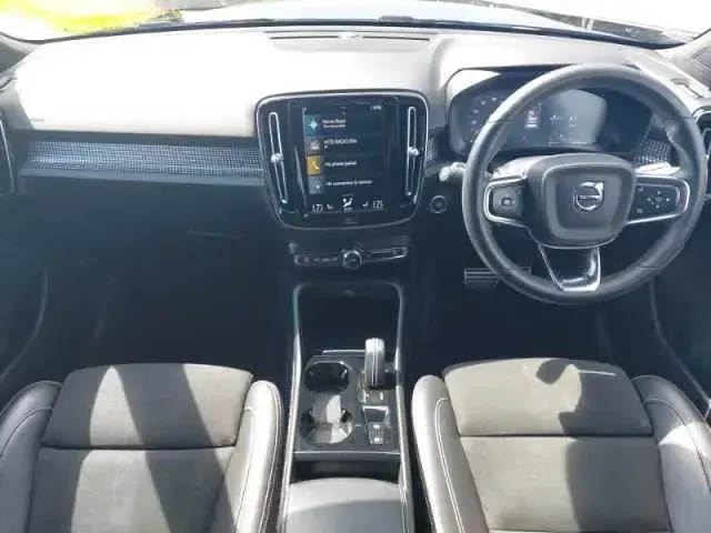 Used Volvo XC40 R-Design Pro 262 HP (192 kW) 2022 Black SUV