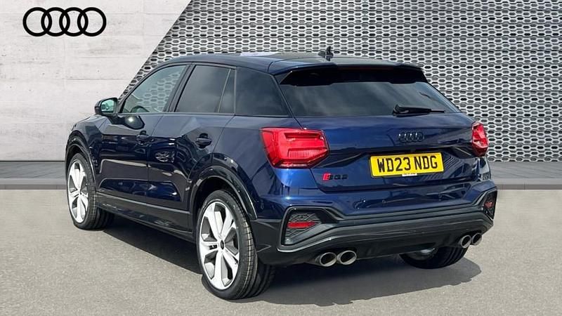 Używany Audi SQ2 Comfort 300 KM (220 kW) 2023 Niebieski SUV