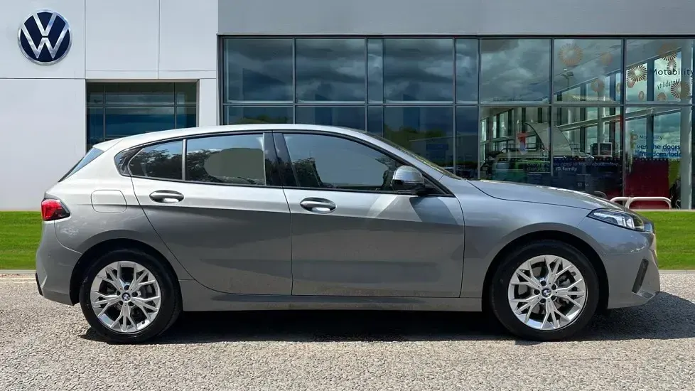 Used BMW 120 Sport Line 156 HP (114 kW) 2025 Grey Hatchback