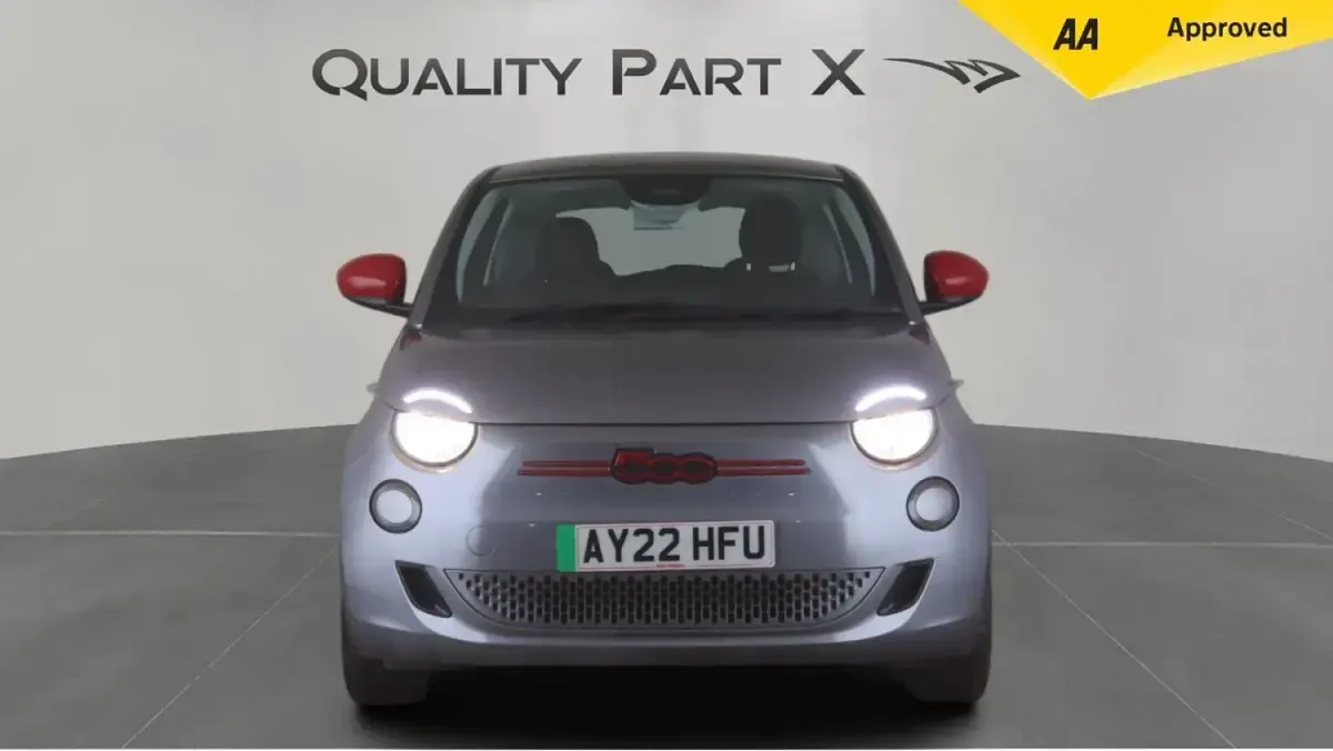 Used Fiat 500e Red 86 kW (118 HP) 2022 Grey Hatchback