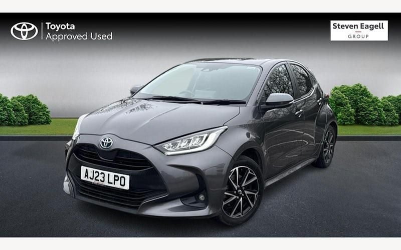 Used Toyota Yaris Hybrid Design 116 HP (85 kW) 2026 Hatchback