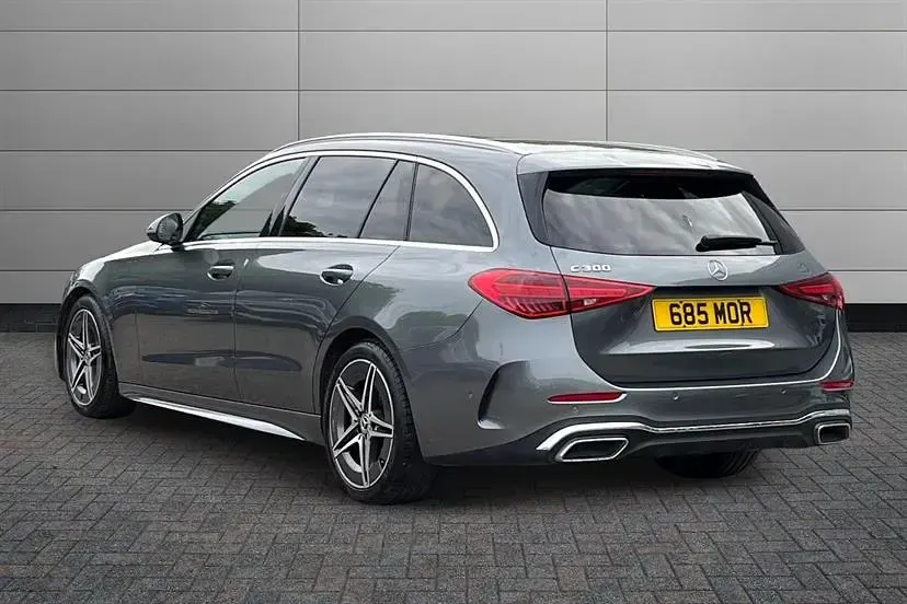 Used Mercedes C300 AMG line 258 HP (189 kW) 2022 Selenite grey Estate