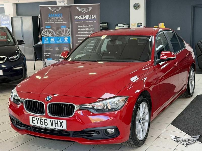 Begagnad BMW 318 Executive 2016 Röd Sedan