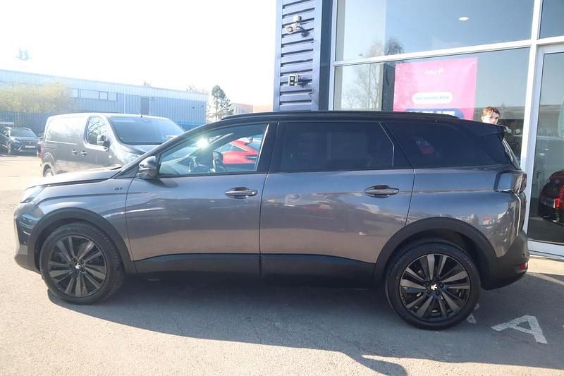 Used Peugeot 5008 Premium 130 HP (95 kW) 2022 Grey SUV