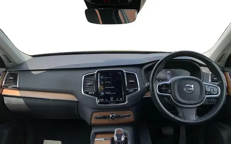 Used Volvo XC90 Inscription 390 HP (286 kW) 2020 Grey SUV
