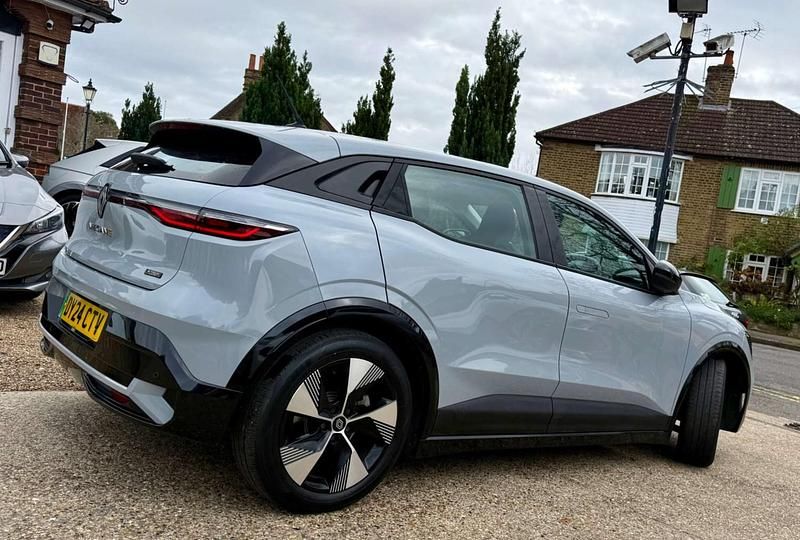 Used Renault Mégane IV Equilibre 60 kW (82 HP) 2024 Grey Hatchback