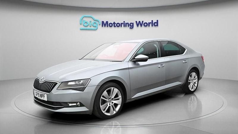 Used Skoda Superb SE L Executive 150 HP (110 kW) 2019 Grey Hatchback