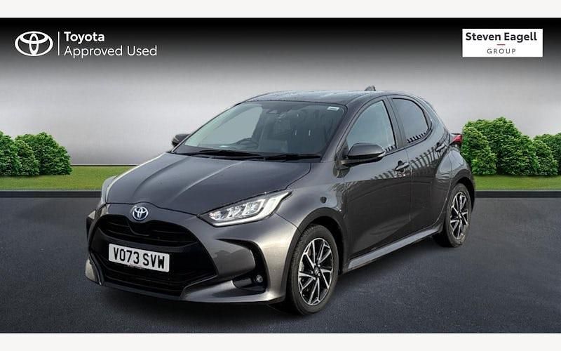 Used Toyota Yaris Hybrid Design 116 HP (85 kW) 2025 Hatchback