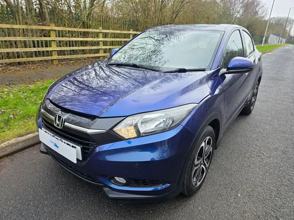 Used Honda HR-V SE 120 HP (88 kW) 2016 Blue SUV