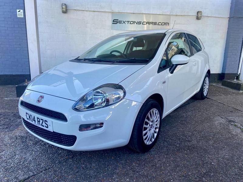 White Used 2014 Fiat Punto Pop Hatchback | £2,795 (Fair price) - Image 1/4