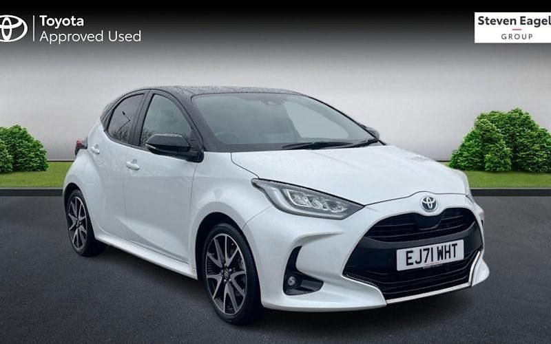 Used Toyota Yaris Hybrid 116 HP (85 kW) 2021 Hatchback