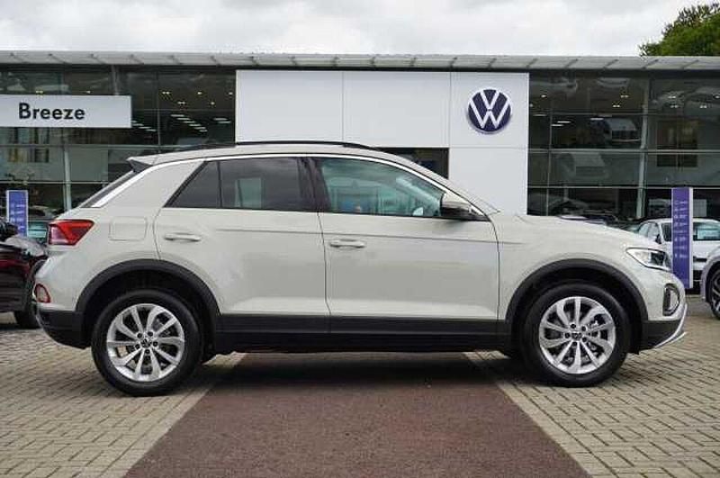Used VW T-Roc 115 HP (84 kW) 2025 SUV