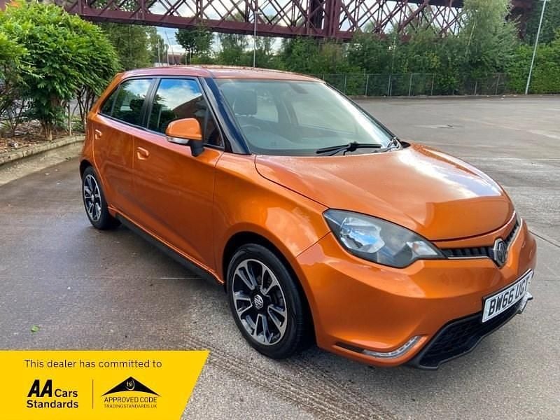 Used MG MG3 106 HP (77 kW) 2017 Orange Hatchback
