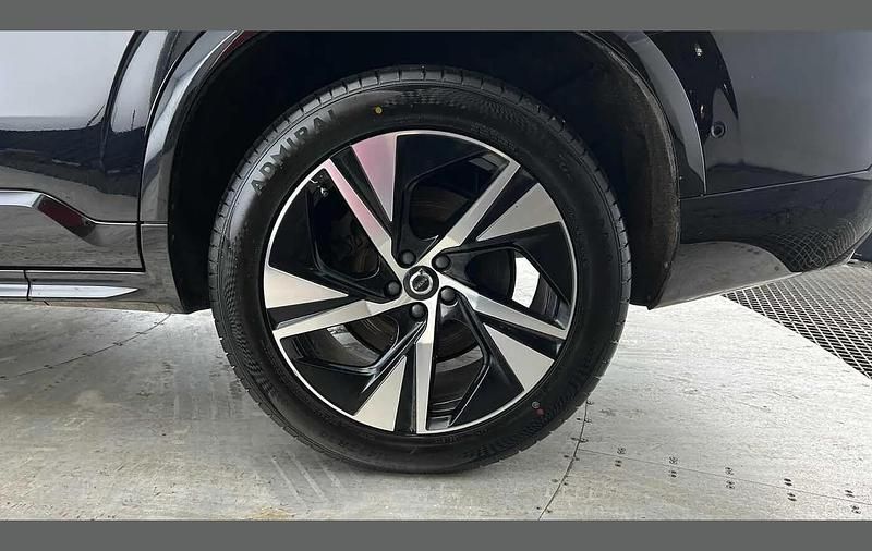 Used Volvo XC90 Plus 232 HP (170 kW) 2022 Black SUV