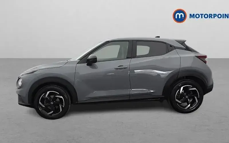 Used Nissan Juke N-Connecta 114 HP (83 kW) 2023 Grey SUV