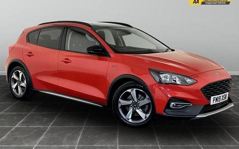 Used 2020 Ford Focus Active Hatchback | £8,595 (Super price) - Image 1/2