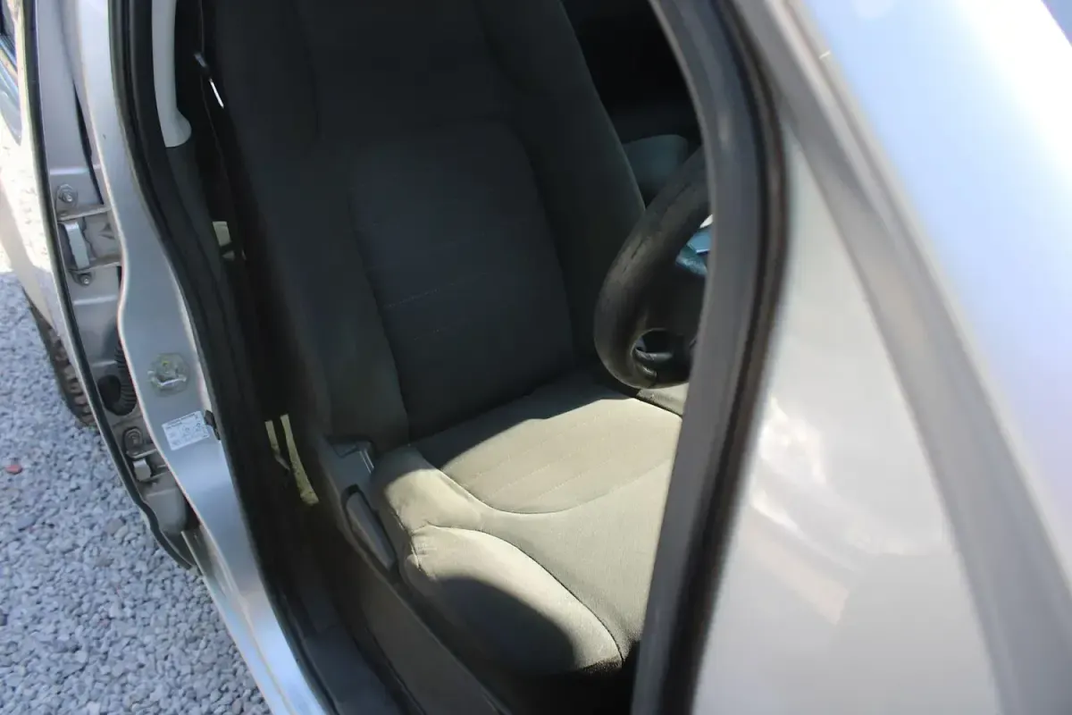 Used Nissan Navara Visia 2014 Silver Pickup