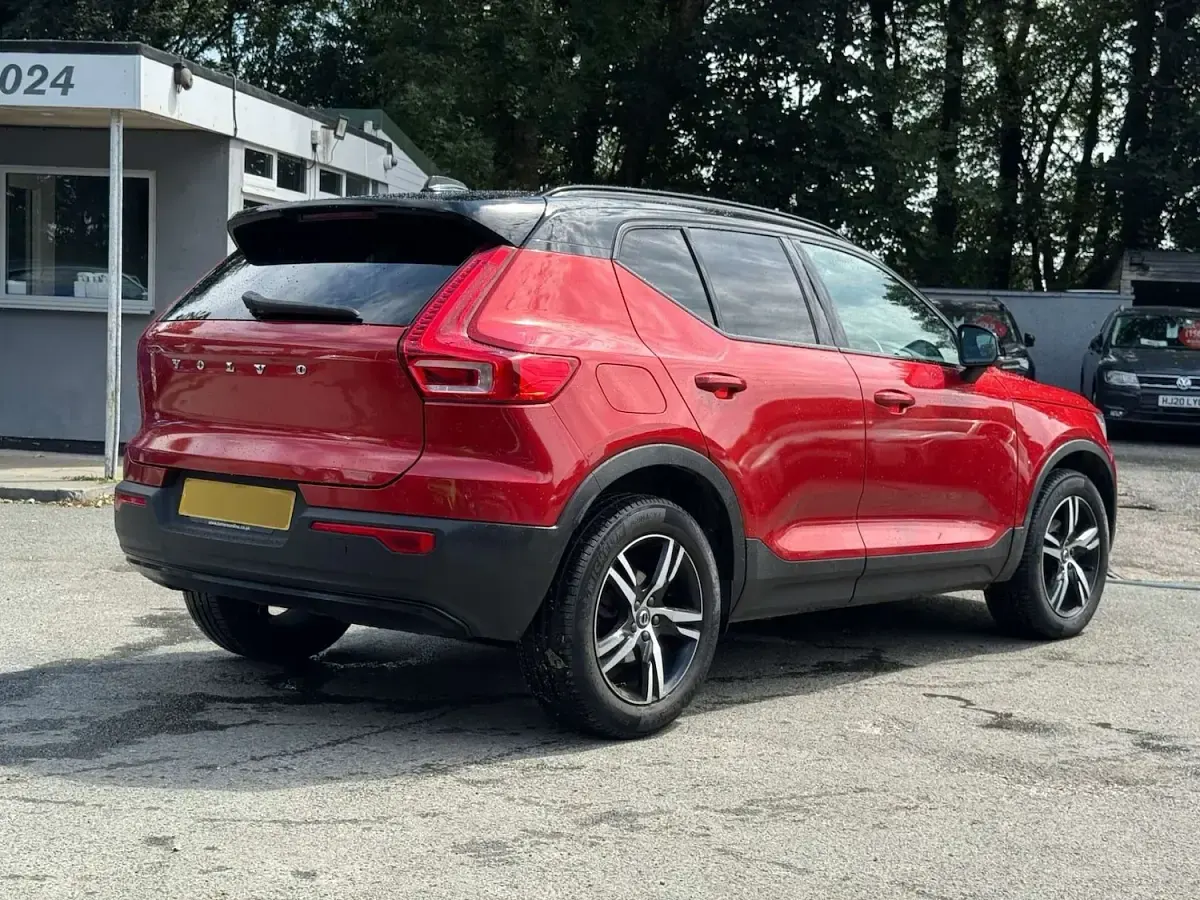 Used Volvo XC40 R-Design 2020 Red SUV