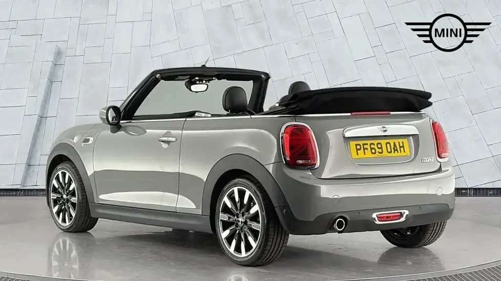 Used Mini Cooper Cabriolet Exclusive 134 HP (98 kW) 2019 Grey Cabriolet