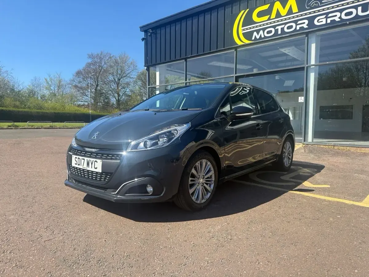 Used Peugeot 208 Allure 2017 Grey Hatchback