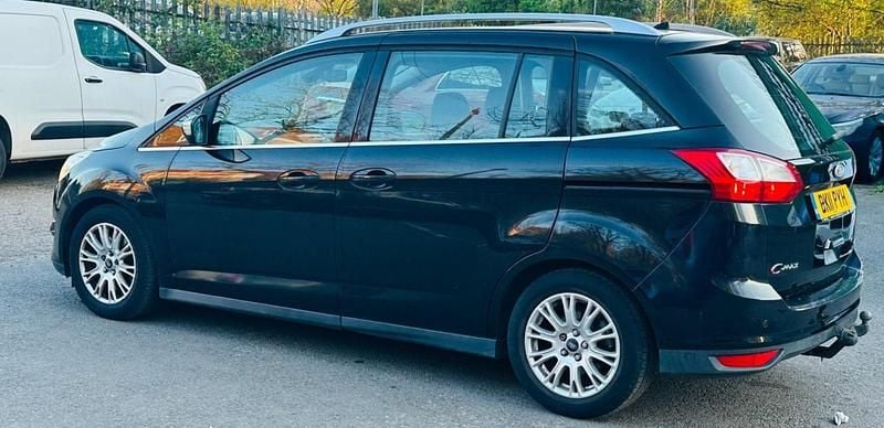 Used Ford Grand C-Max Titanium 115 HP (84 kW) 2011 Black MPV