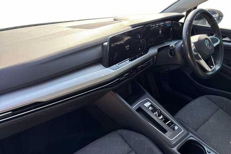 Used VW Golf VIII 110 HP (80 kW) 2021