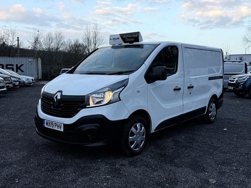 Used Renault Trafic Business 120 HP (88 kW) 2019 White MPV