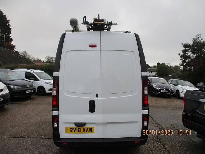 Used Renault Trafic Business 2018 White MPV